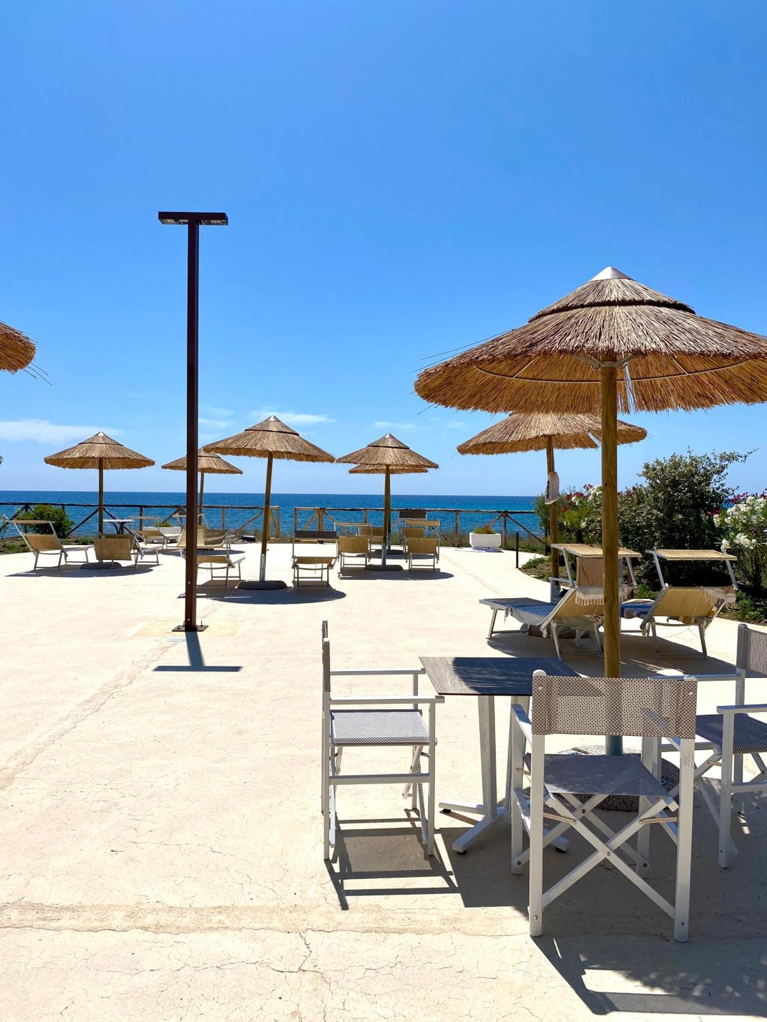 Hotel Mare Pineta Санта-Маргерита-ді-Пула Екстер'єр фото