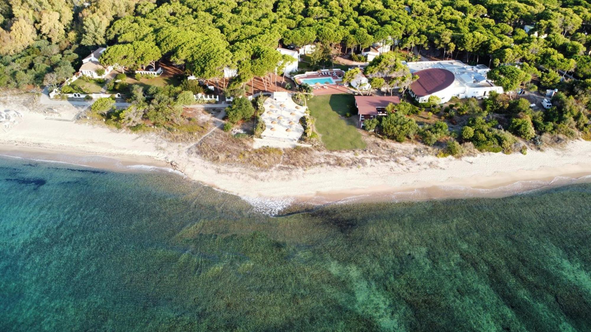 Hotel Mare Pineta Санта-Маргерита-ді-Пула Екстер'єр фото