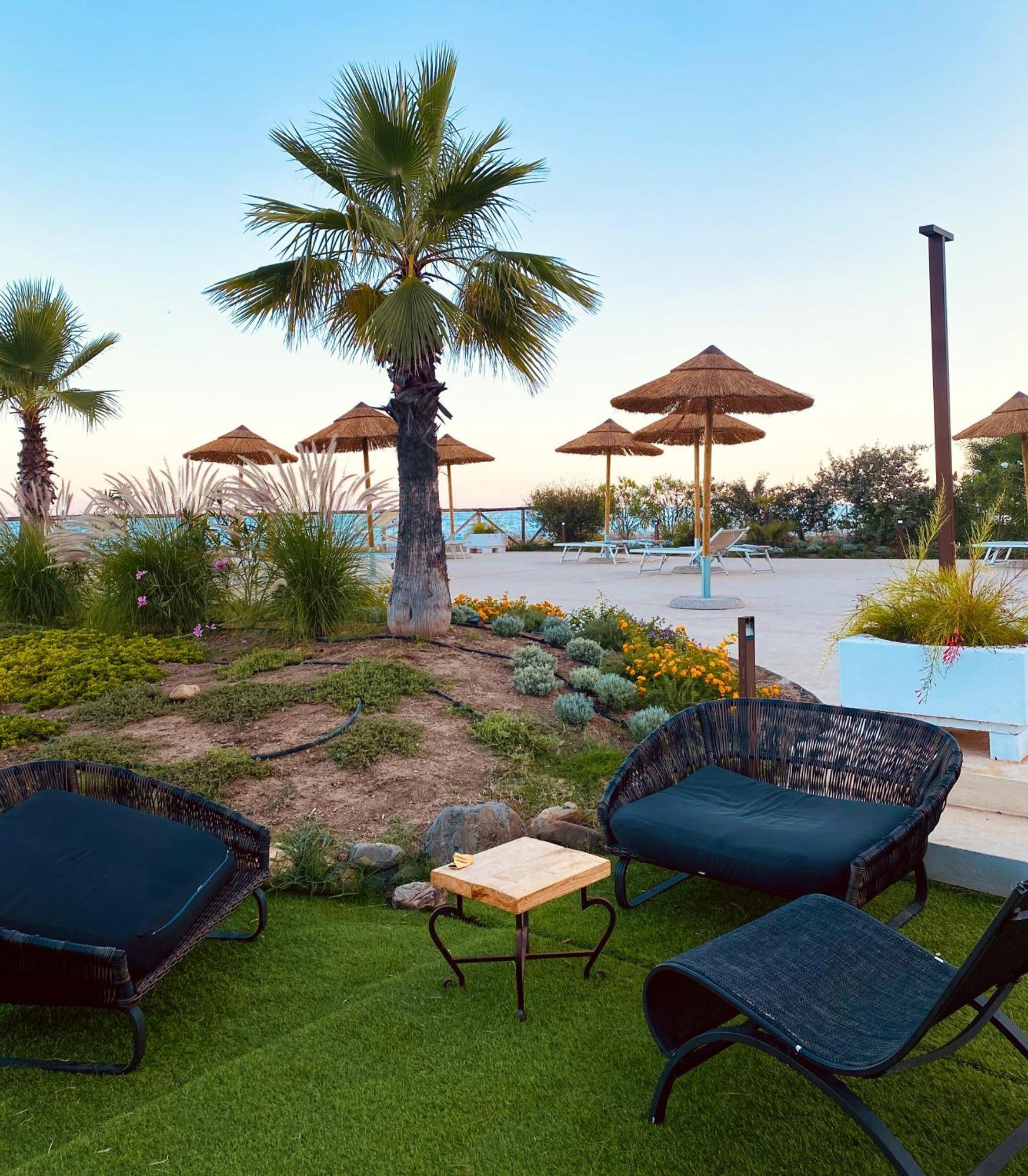 Hotel Mare Pineta Санта-Маргерита-ді-Пула Екстер'єр фото