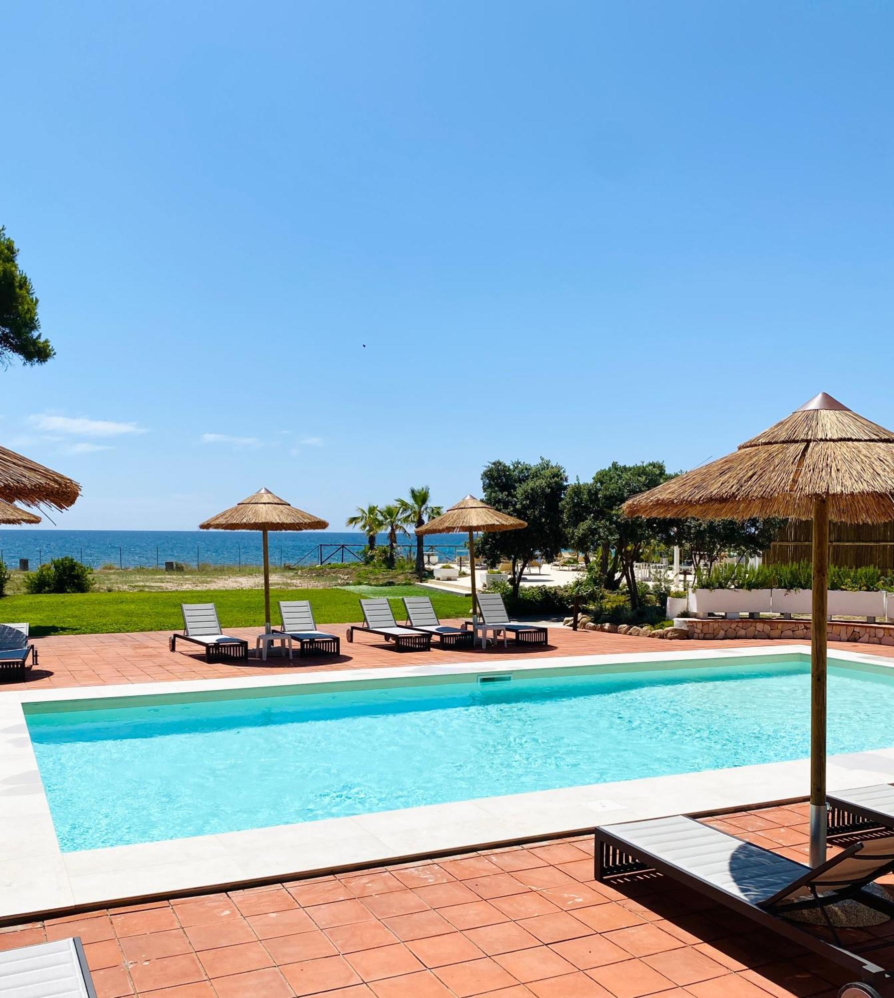 Hotel Mare Pineta Санта-Маргерита-ді-Пула Екстер'єр фото